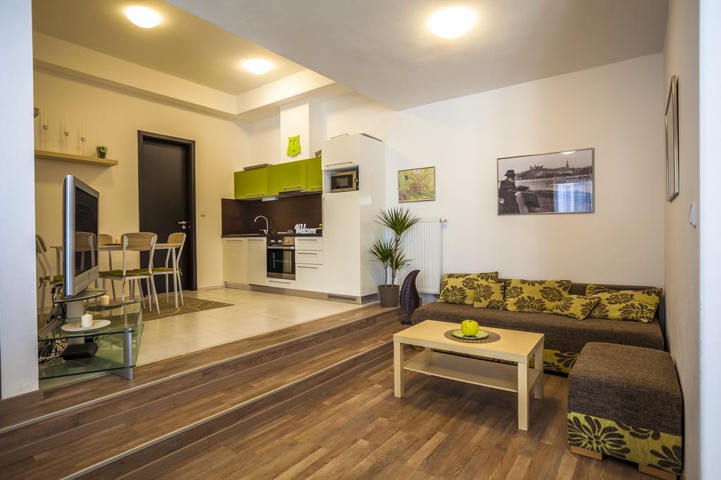 Stay In City Apartment Bastova Μπρατισλάβα Εξωτερικό φωτογραφία