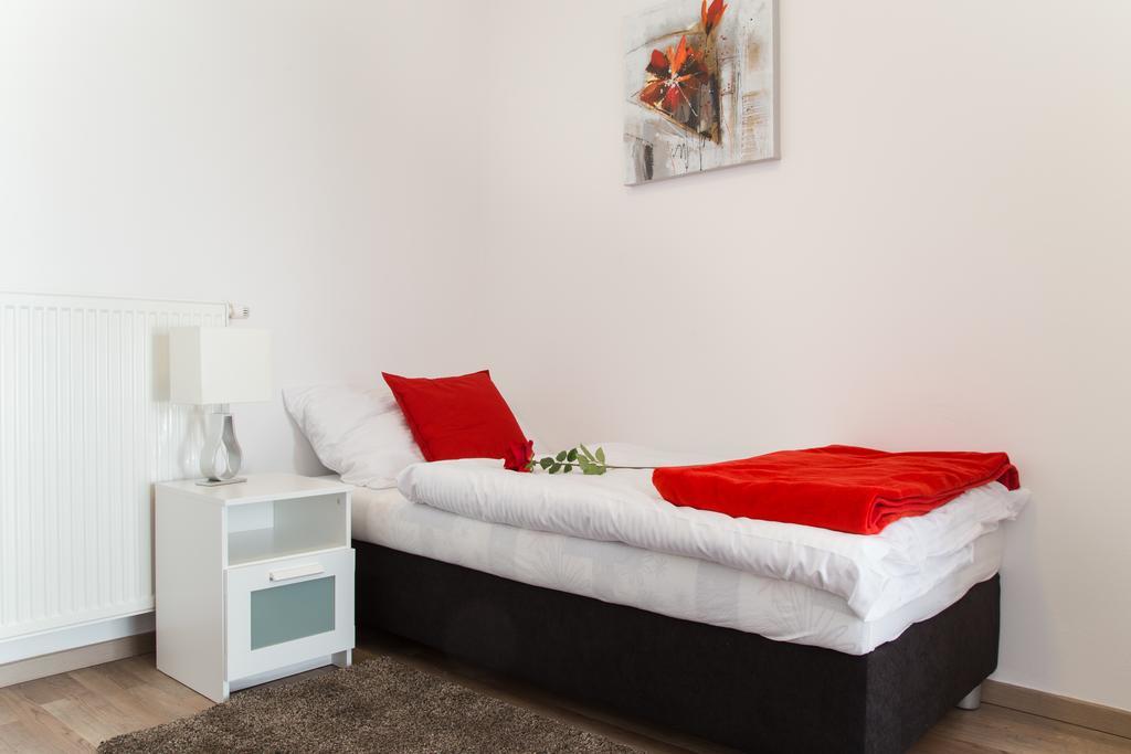 Stay In City Apartment Bastova Μπρατισλάβα Εξωτερικό φωτογραφία