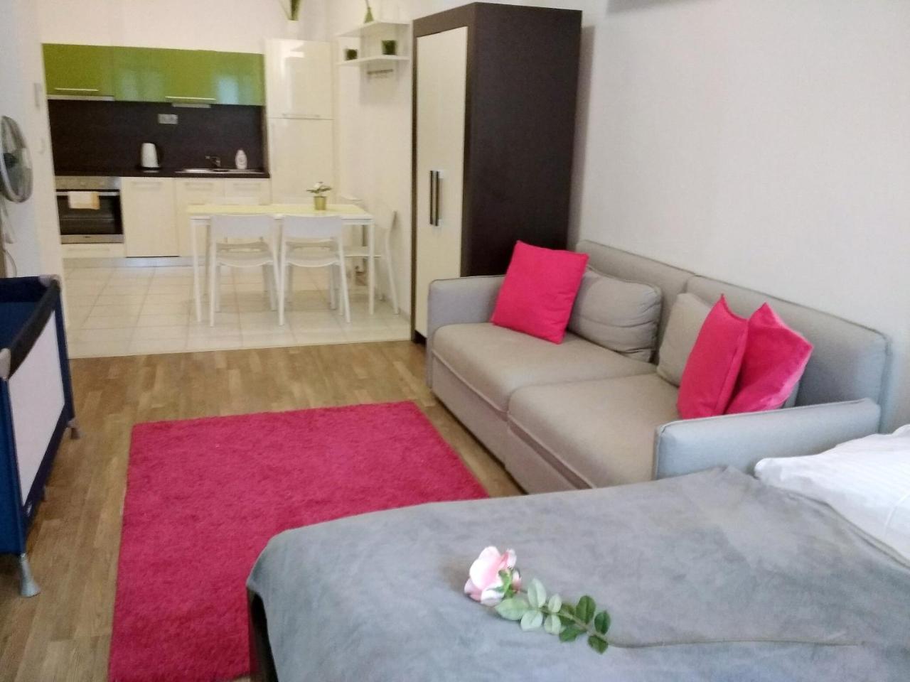 Stay In City Apartment Bastova Μπρατισλάβα Εξωτερικό φωτογραφία